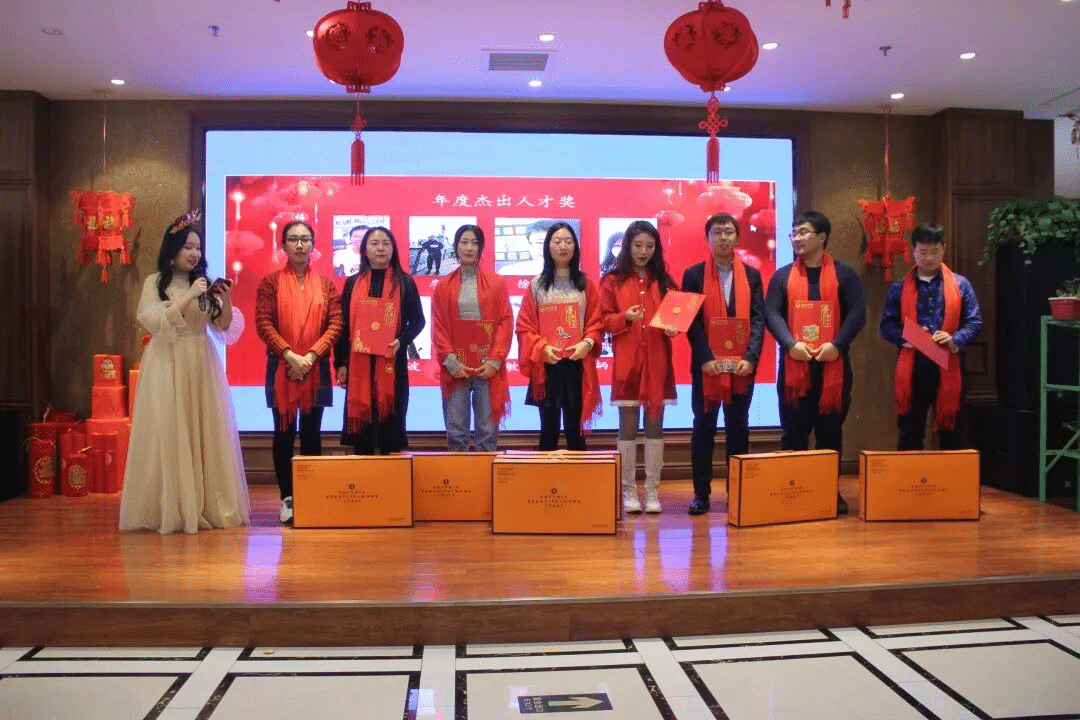 乘风破浪 · 行稳致远 | 格林斯达2020年度盛典