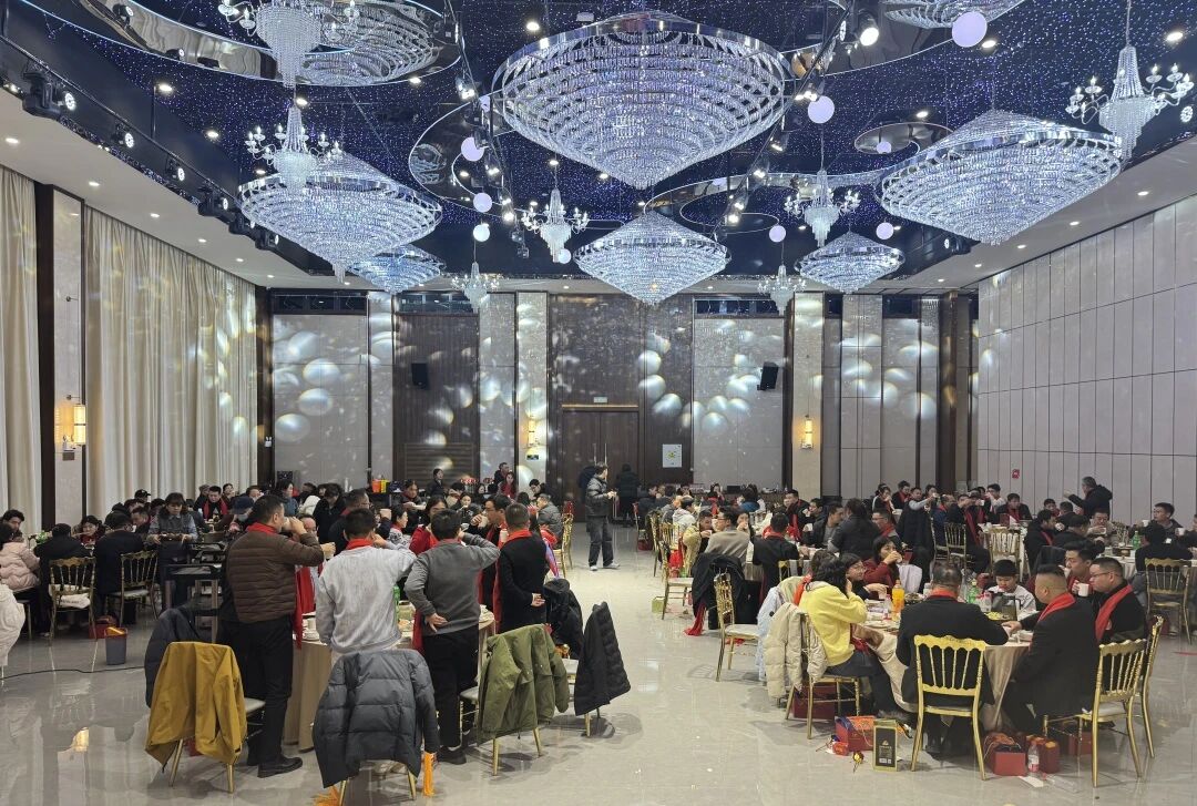 跃马千山 · 星河共往 | 格林斯达科技集团二零二五年度工作总结暨表彰大会圆满举办